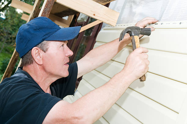 Siding Removal and Disposal in Hudson Oaks, TX